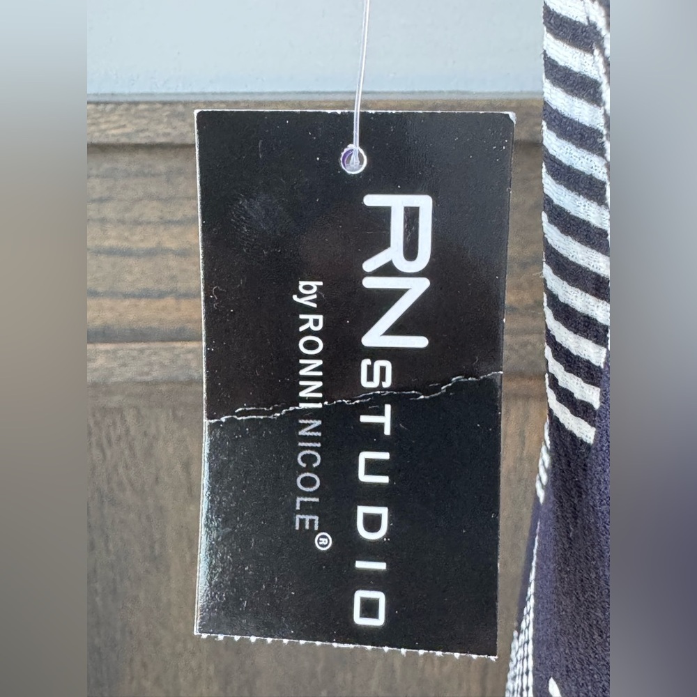 RN studio by Ronni Nicole Navy and White Striped Sleeveless textured Dress NWT - Picture 9 of 9